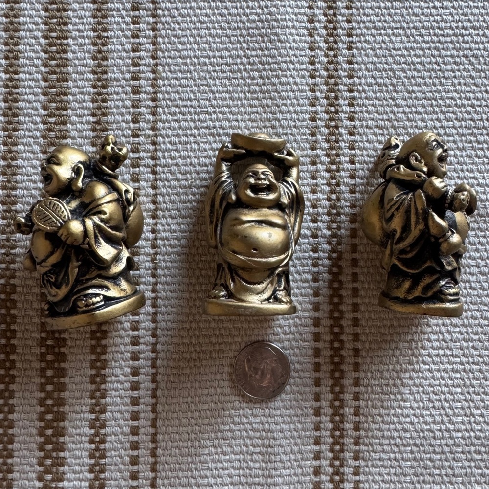 Antiqued gold buddhas (three)